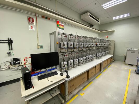 良い値段 YC1893D 三相智能电表测试系统，32 位，160A 电流输出，0.02 级精度 オンライン